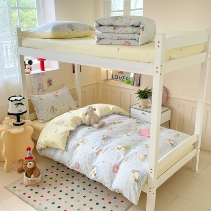 吉象家纺 2025新款12868高支密全棉印花学生季三件套 爪爪会客厅