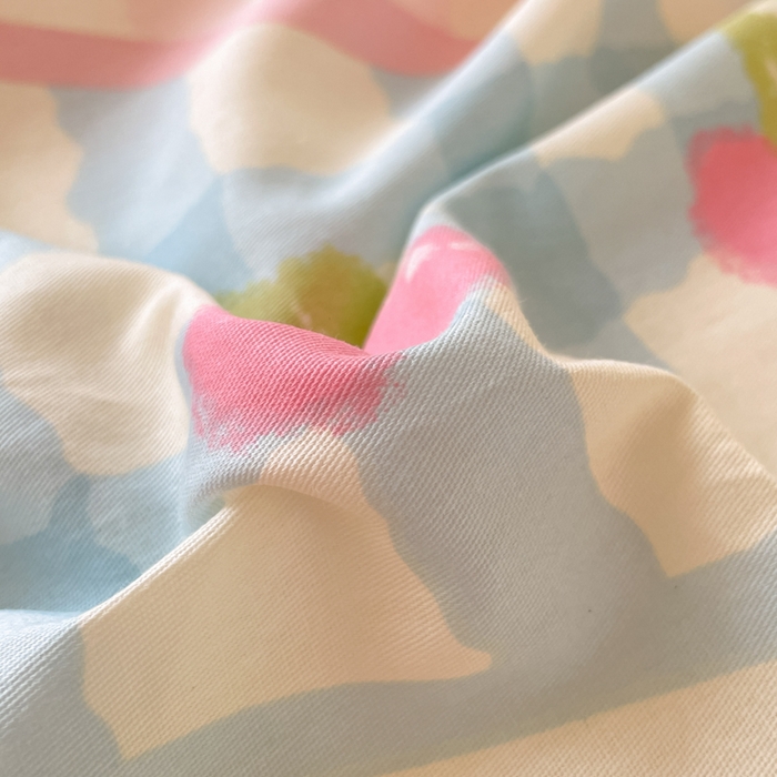 91家纺网 家纺一手货源 找家纺 吉象家纺 2025新款12868高支密全棉印花学生季三件套 洋气柯基崽