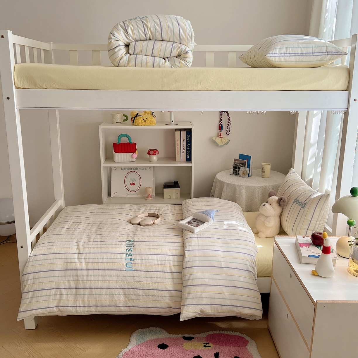 91家纺网 家纺一手货源 找家纺 丽涵家纺 2025新款色织水洗棉刺绣学生三件套 韵律-紫