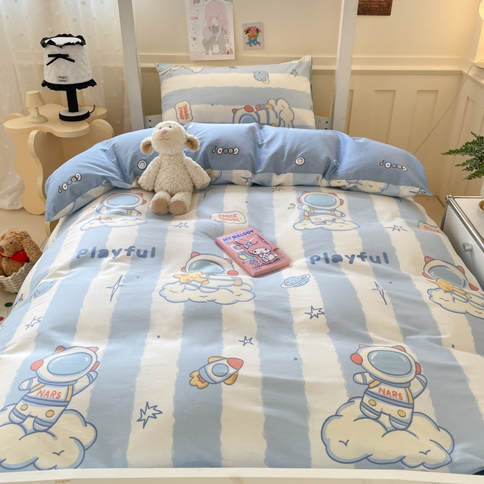 91家纺网 家纺一手货源 找家纺 吉象家纺 2025新款12868高支密全棉印花学生季三件套 遨游星际