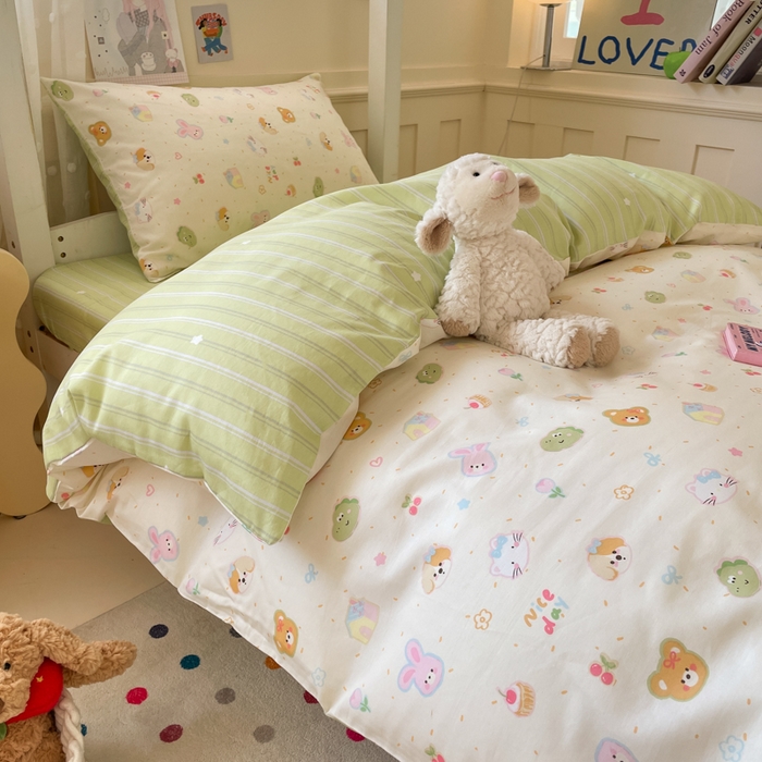 91家纺网 家纺一手货源 找家纺 吉象家纺 2025新款12868高支密全棉印花学生季三件套 彩色小萌宠