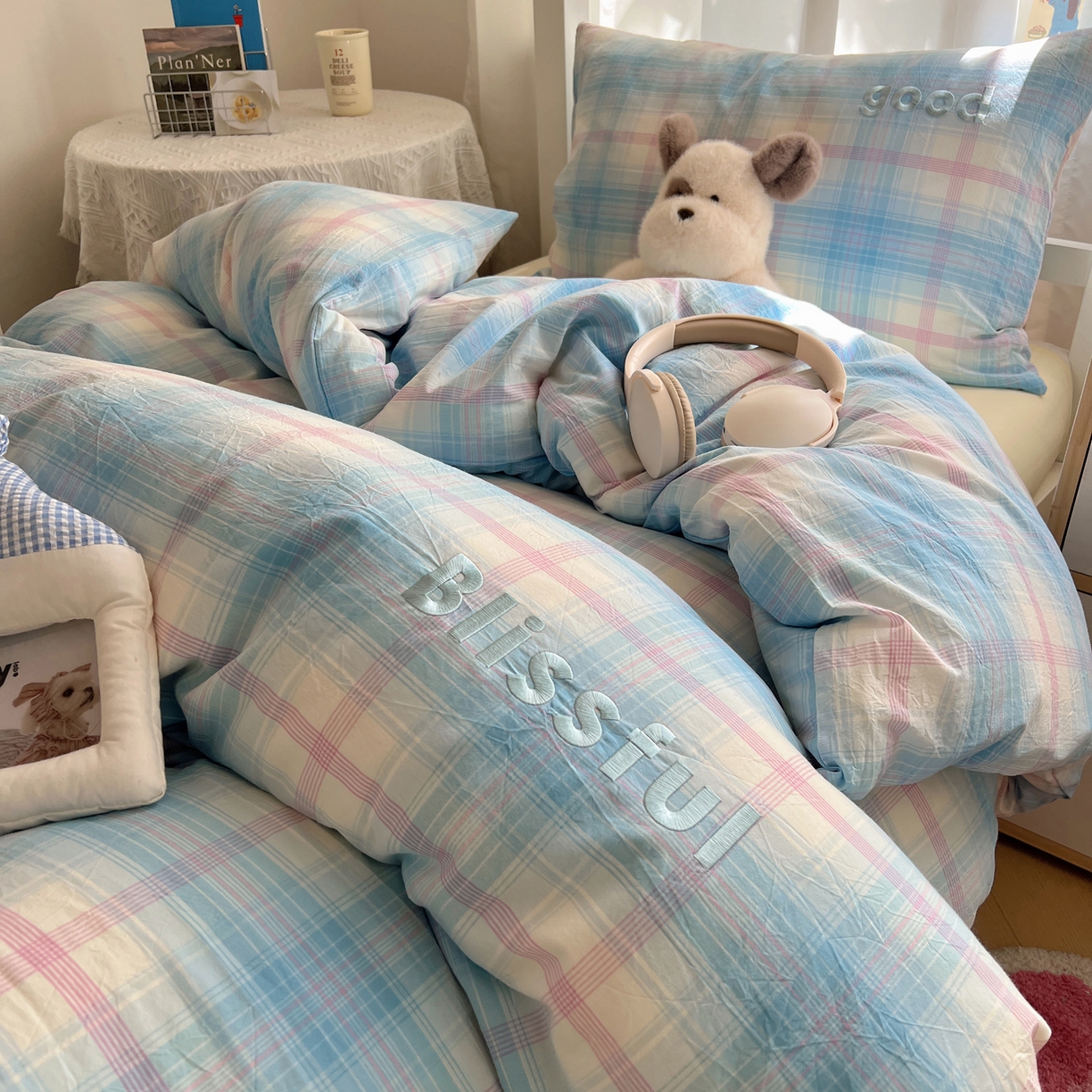 91家纺网 家纺一手货源 找家纺 丽涵家纺 2025新款色织水洗棉刺绣学生三件套 梦想-兰