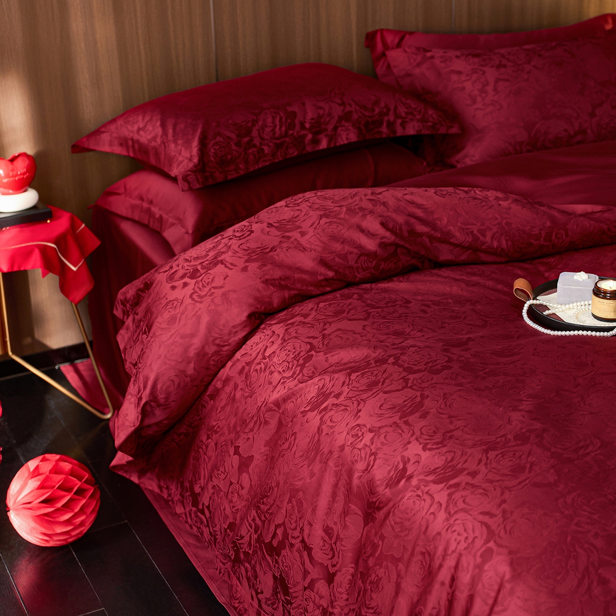 91家纺网 家纺一手货源 找家纺 轩和家居 2025新款50S长绒棉贡缎提花婚庆四件套（优惠劵之后不低于298） 吾家有喜