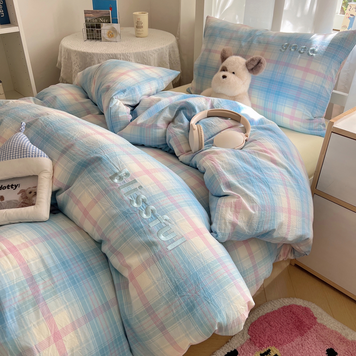 91家纺网 家纺一手货源 找家纺 丽涵家纺 2025新款色织水洗棉刺绣学生三件套 梦想-兰