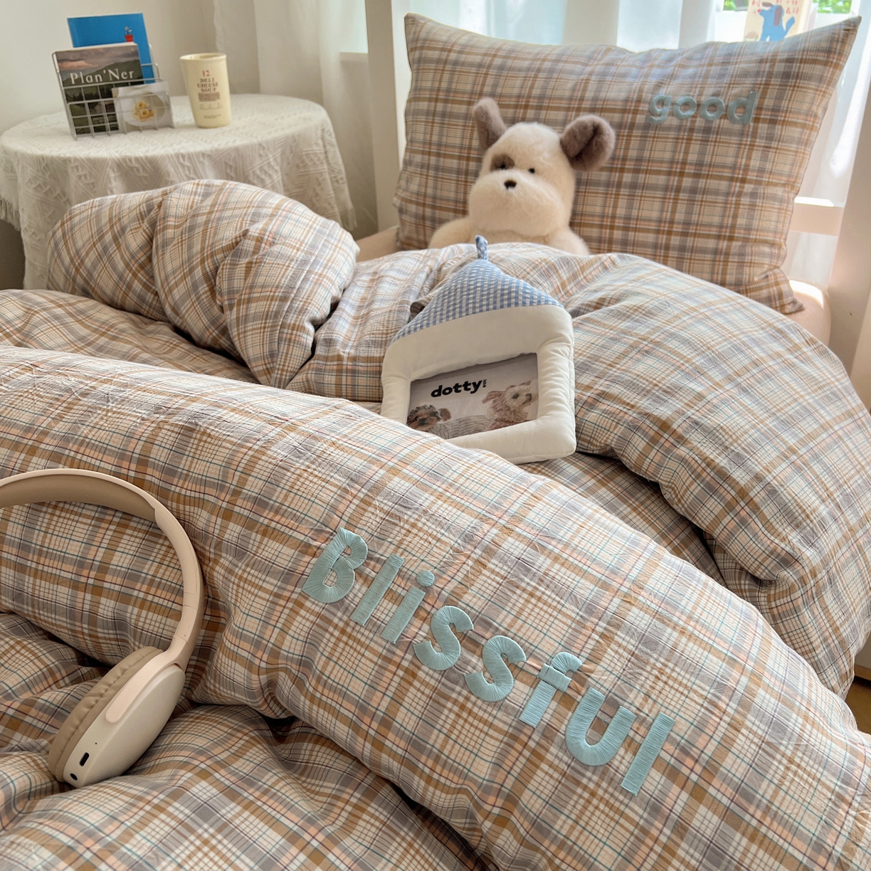 91家纺网 家纺一手货源 找家纺 丽涵家纺 2025新款色织水洗棉刺绣学生三件套 青春