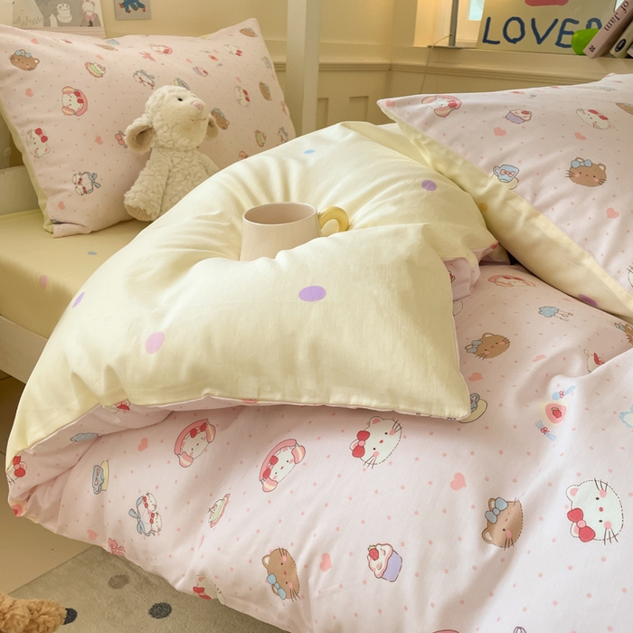 91家纺网 家纺一手货源 找家纺 吉象家纺 2025新款12868高支密全棉印花学生季三件套 爱心猫咪酱