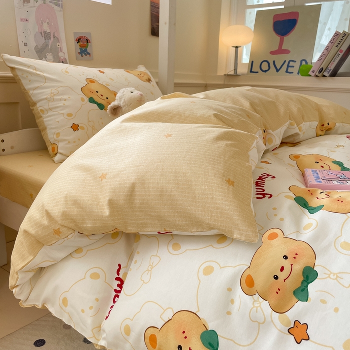 91家纺网 家纺一手货源 找家纺 吉象家纺 2025新款12868高支密全棉印花学生季三件套 瑞迪熊