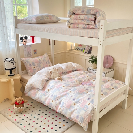 吉象家纺 2025新款12868高支密全棉印花学生季三件套 甜心乐园