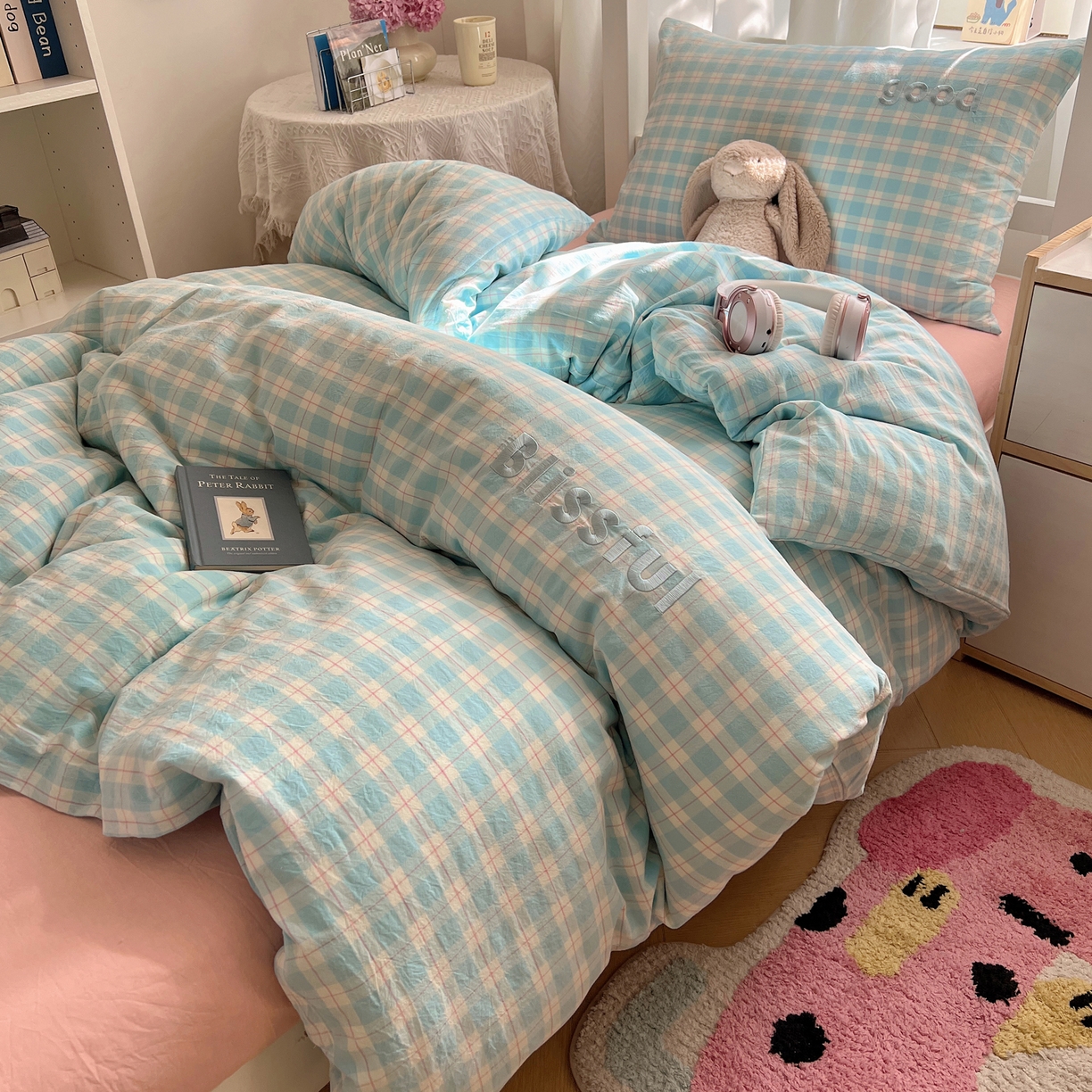 91家纺网 家纺一手货源 找家纺 丽涵家纺 2025新款色织水洗棉刺绣学生三件套 尚格-蓝