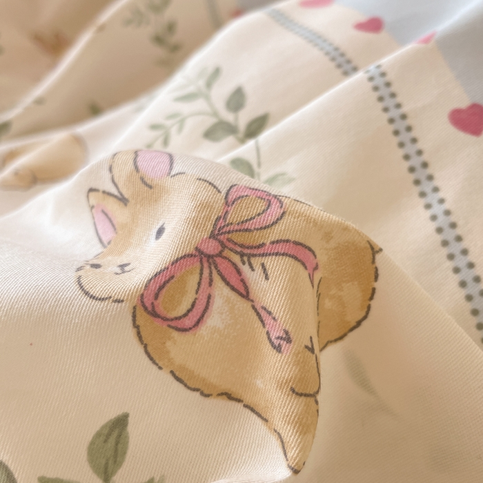 91家纺网 家纺一手货源 找家纺 吉象家纺 2025新款12868高支密全棉印花学生季三件套 碎花小兔