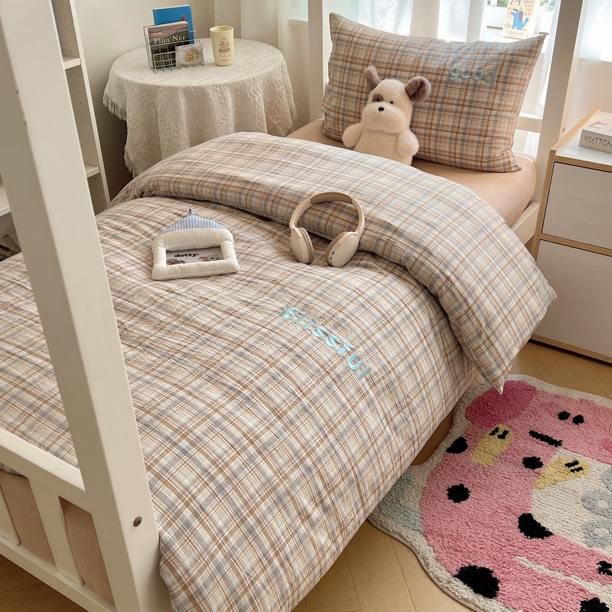 91家纺网 家纺一手货源 找家纺 丽涵家纺 2025新款色织水洗棉刺绣学生三件套 青春