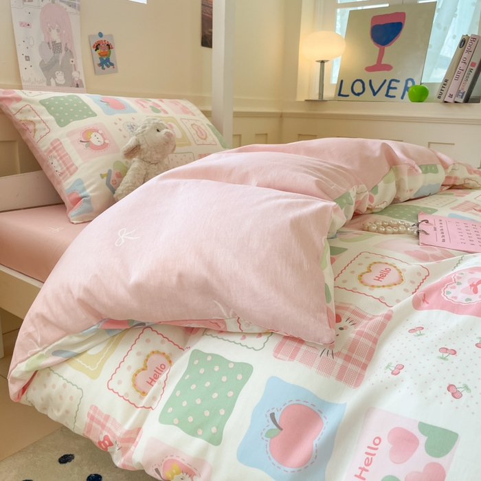 91家纺网 家纺一手货源 找家纺 吉象家纺 2025新款12868高支密全棉印花学生季三件套 粉色猫咪