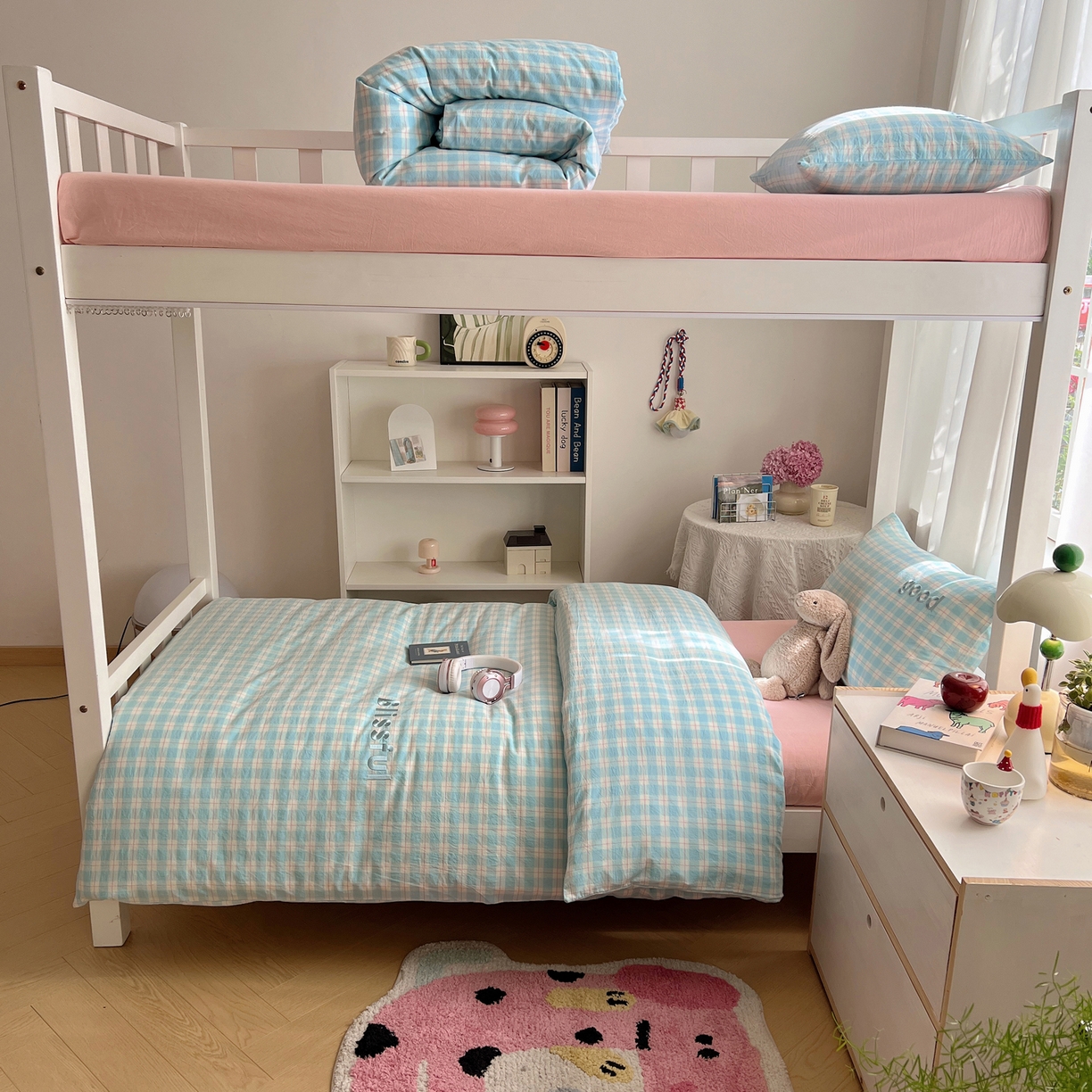 91家纺网 家纺一手货源 找家纺 丽涵家纺 2025新款色织水洗棉刺绣学生三件套 尚格-蓝