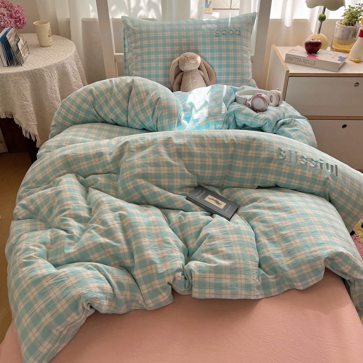 91家纺网 家纺一手货源 找家纺 丽涵家纺 2025新款色织水洗棉刺绣学生三件套 尚格-蓝