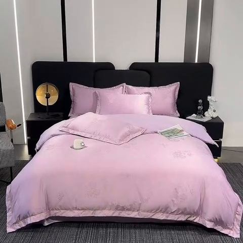 91家纺网 家纺一手货源 找家纺 世爵 2025新款水洗天丝提花锦缎四件套 鸢尾紫