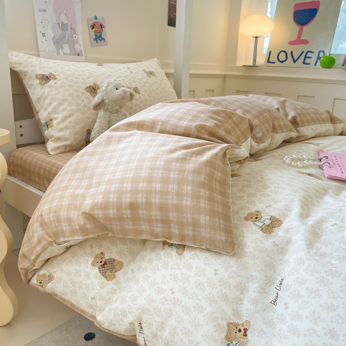 91家纺网 家纺一手货源 找家纺 吉象家纺 2025新款12868高支密全棉印花学生季三件套 小熊先生