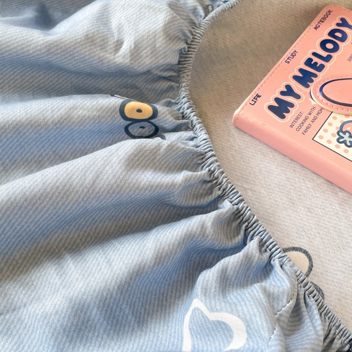 91家纺网 家纺一手货源 找家纺 吉象家纺 2025新款12868高支密全棉印花学生季三件套 遨游星际