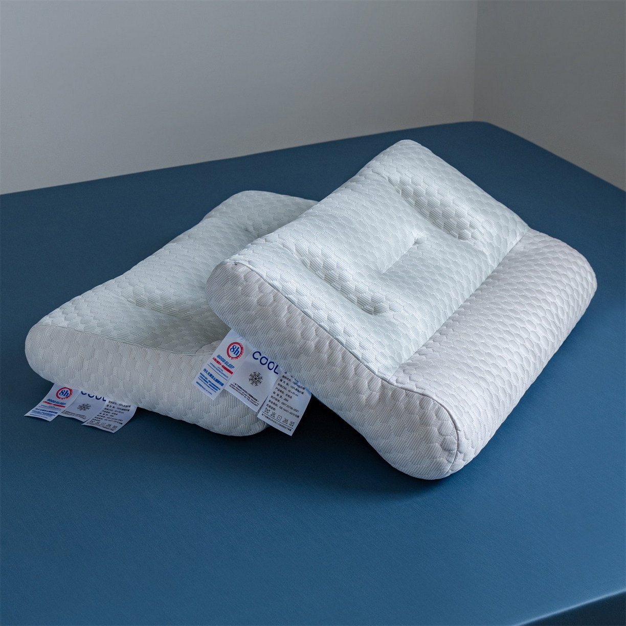 91家纺网 家纺一手货源 找家纺 （总）多品家纺 2025新款抗菌舒适冰豆豆枕芯冰丝凉感透气枕芯护颈椎助眠枕