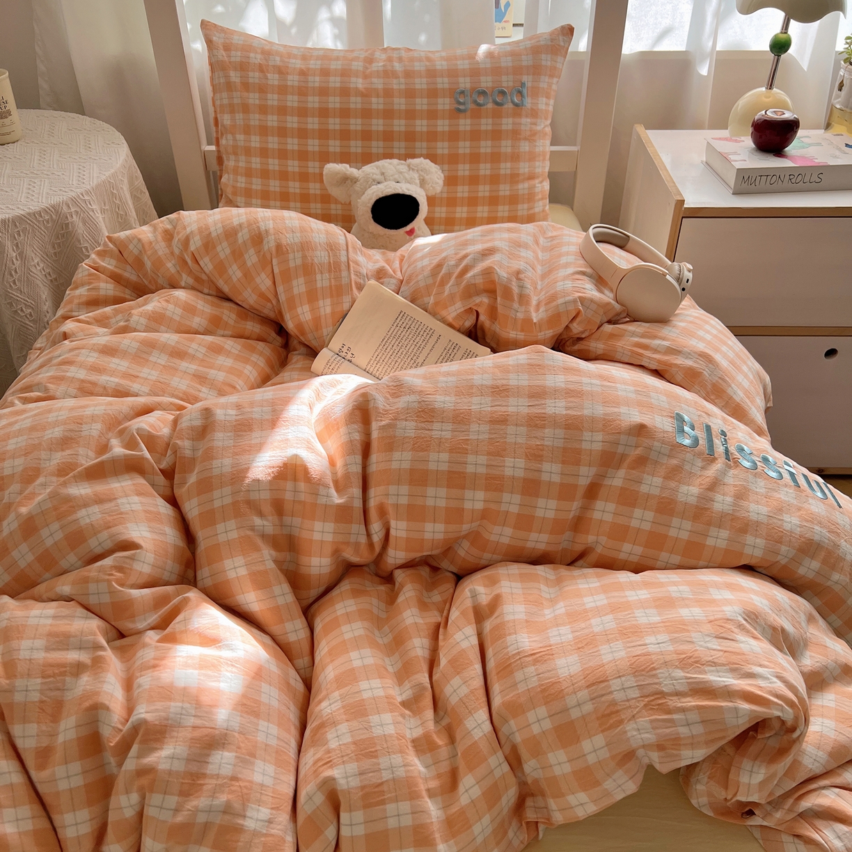 91家纺网 家纺一手货源 找家纺 丽涵家纺 2025新款色织水洗棉刺绣学生三件套 尚格-橘