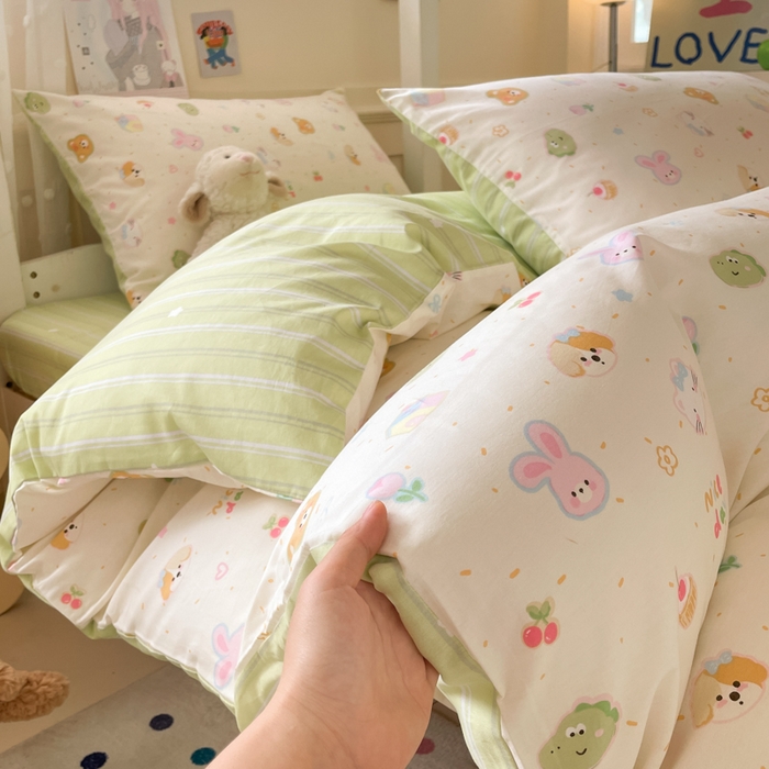 91家纺网 家纺一手货源 找家纺 吉象家纺 2025新款12868高支密全棉印花学生季三件套 彩色小萌宠