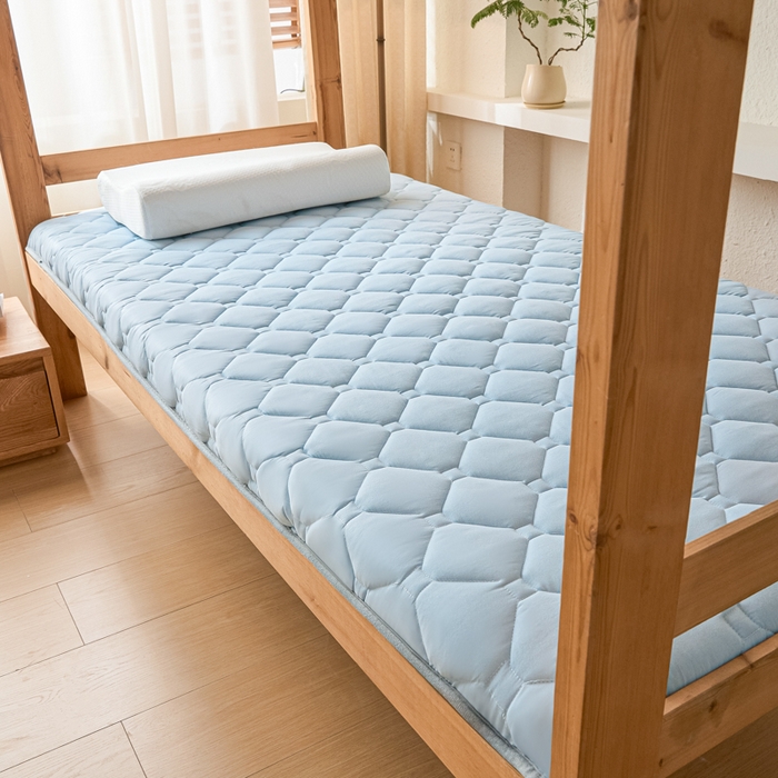 91家纺网 家纺一手货源 找家纺 （总）暖季家纺 2025新款磨毛印花亲肤学生床垫