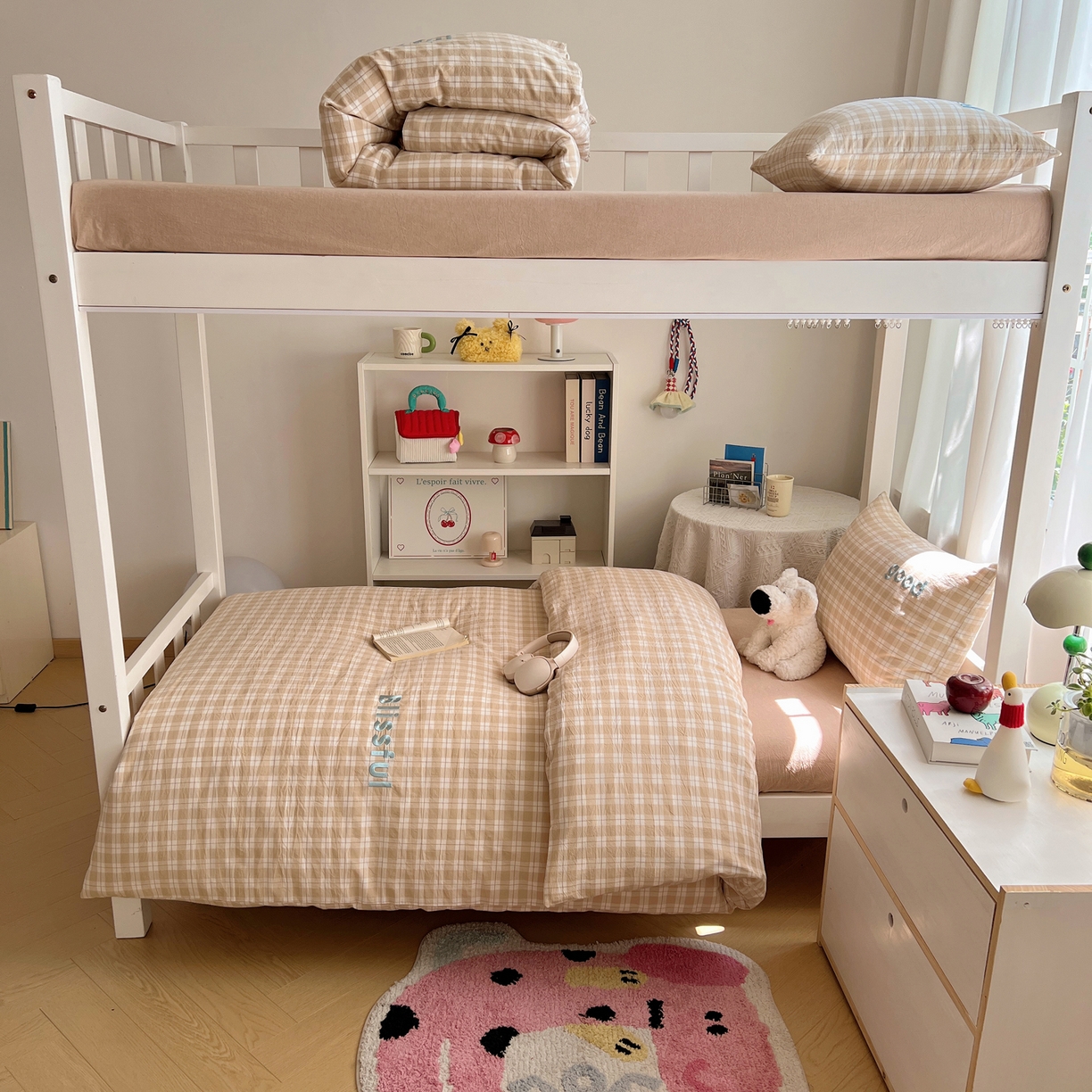 91家纺网 家纺一手货源 找家纺 丽涵家纺 2025新款色织水洗棉刺绣学生三件套 尚格-咖