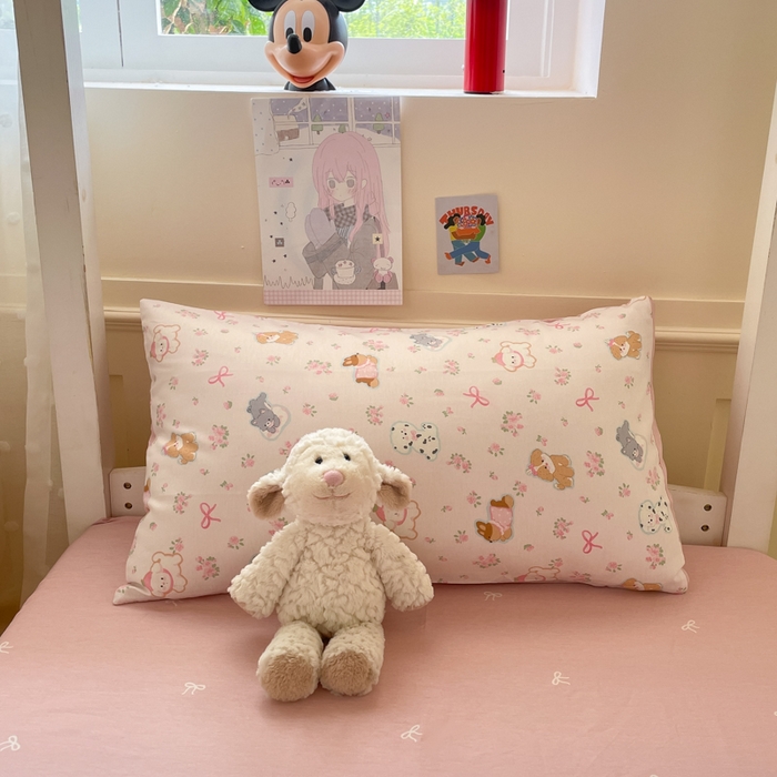 91家纺网 家纺一手货源 找家纺 吉象家纺 2025新款12868高支密全棉印花学生季三件套 碎花狗狗