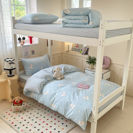 吉象家纺 2025新款12868高支密全棉印花学生季三件套 蓝色泡芙狗