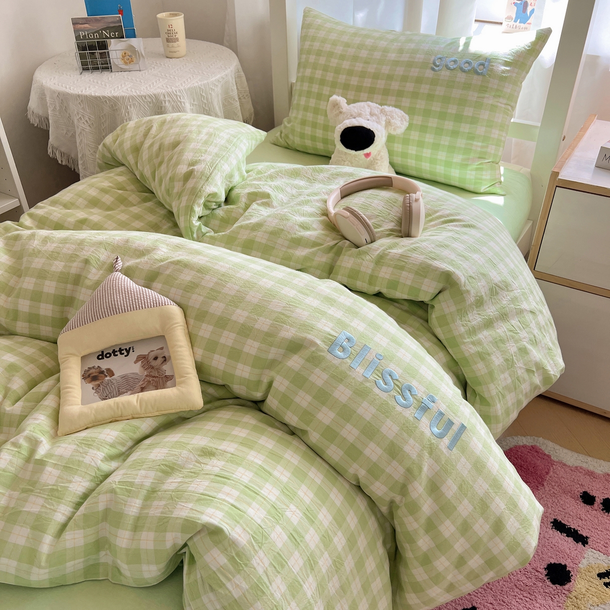 91家纺网 家纺一手货源 找家纺 丽涵家纺 2025新款色织水洗棉刺绣学生三件套 尚格-绿