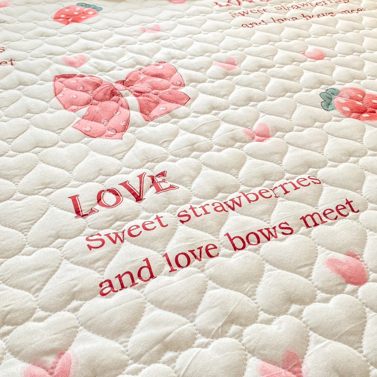 91家纺网 家纺一手货源 找家纺 眠势力 2025新款韩版花边夹棉床笠单件公主风四季款床垫保护套床罩 蝴蝶结