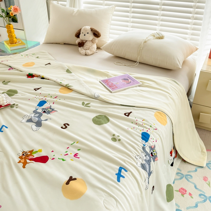 91家纺网 家纺一手货源 找家纺 彩象树家纺 2025新款猫和老鼠系列凉感夏被被子被芯 欢乐秀