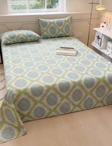 91家纺网 家纺一手货源 找家纺 爱彼家纺  2025新款锦柔老粗布席子凉席床单热卖花型 欧式灰