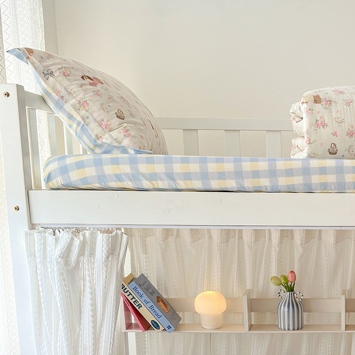 91家纺网 家纺一手货源 找家纺 拾物记 2025新款A类棉学生床笠第二批 花田小狗