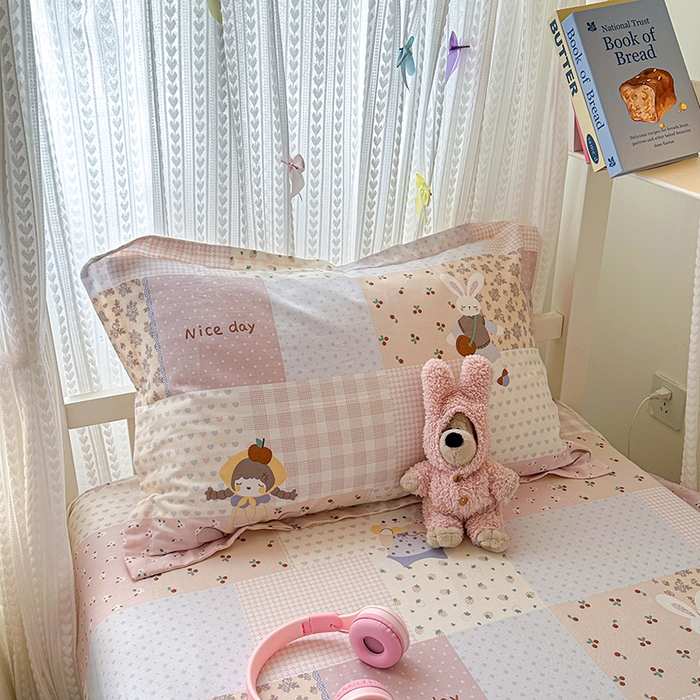 91家纺网 家纺一手货源 找家纺 拾物记 2025新款A类棉学生床笠第二批 快乐聚会