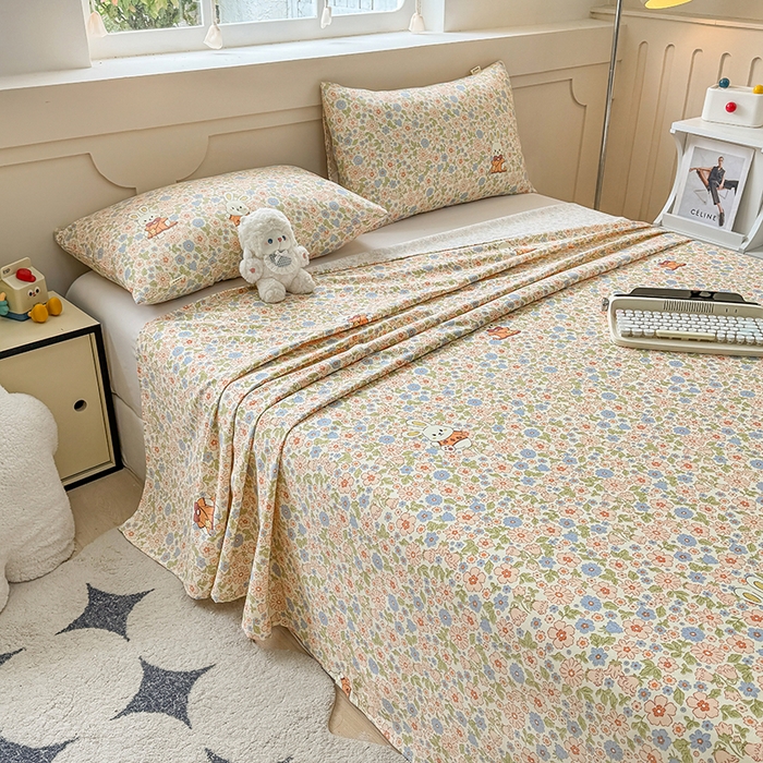 91家纺网 家纺一手货源 找家纺 爱彼家纺  2025新款锦柔老粗布席子凉席床单热卖花型 繁花兔影