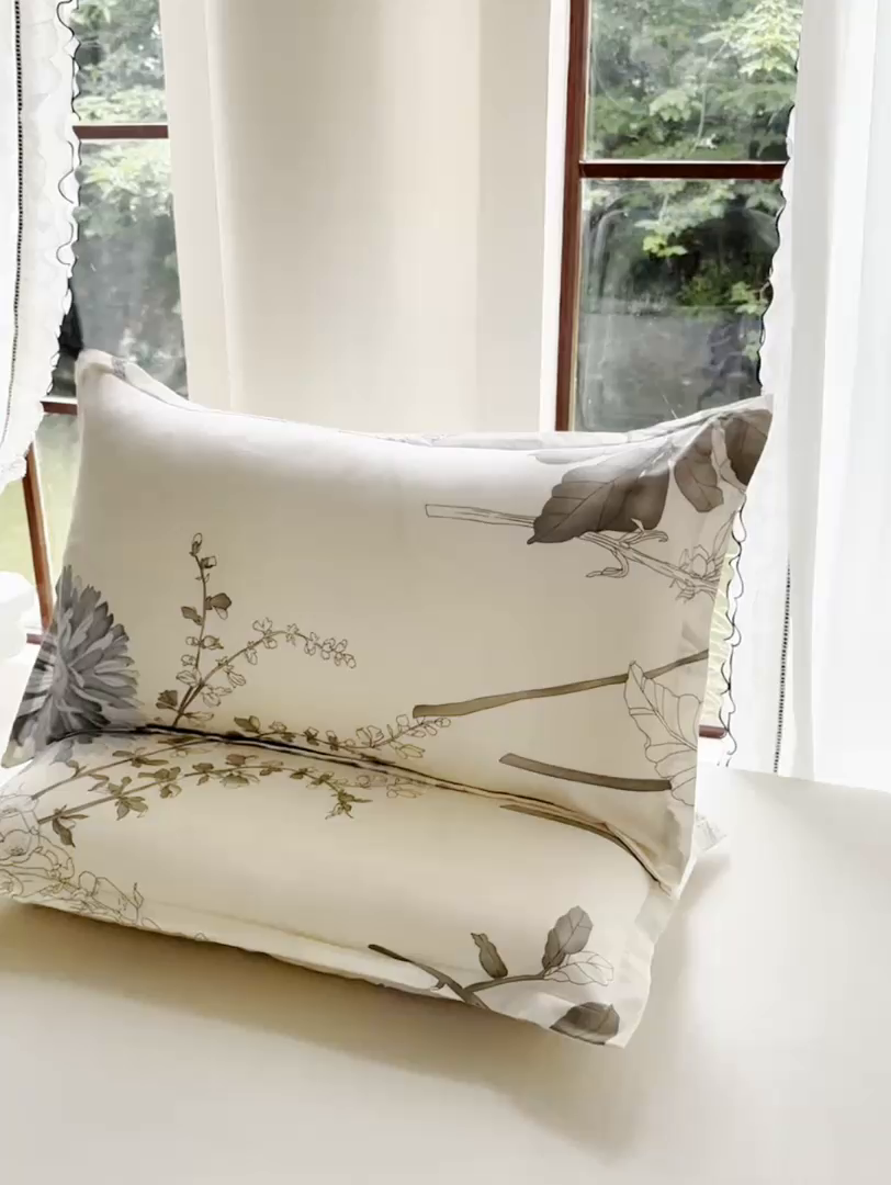 91家纺网 家纺一手货源 找家纺 亿佳人 芦荟棉枕套磨毛化纤枕套48*74cm 似水流年