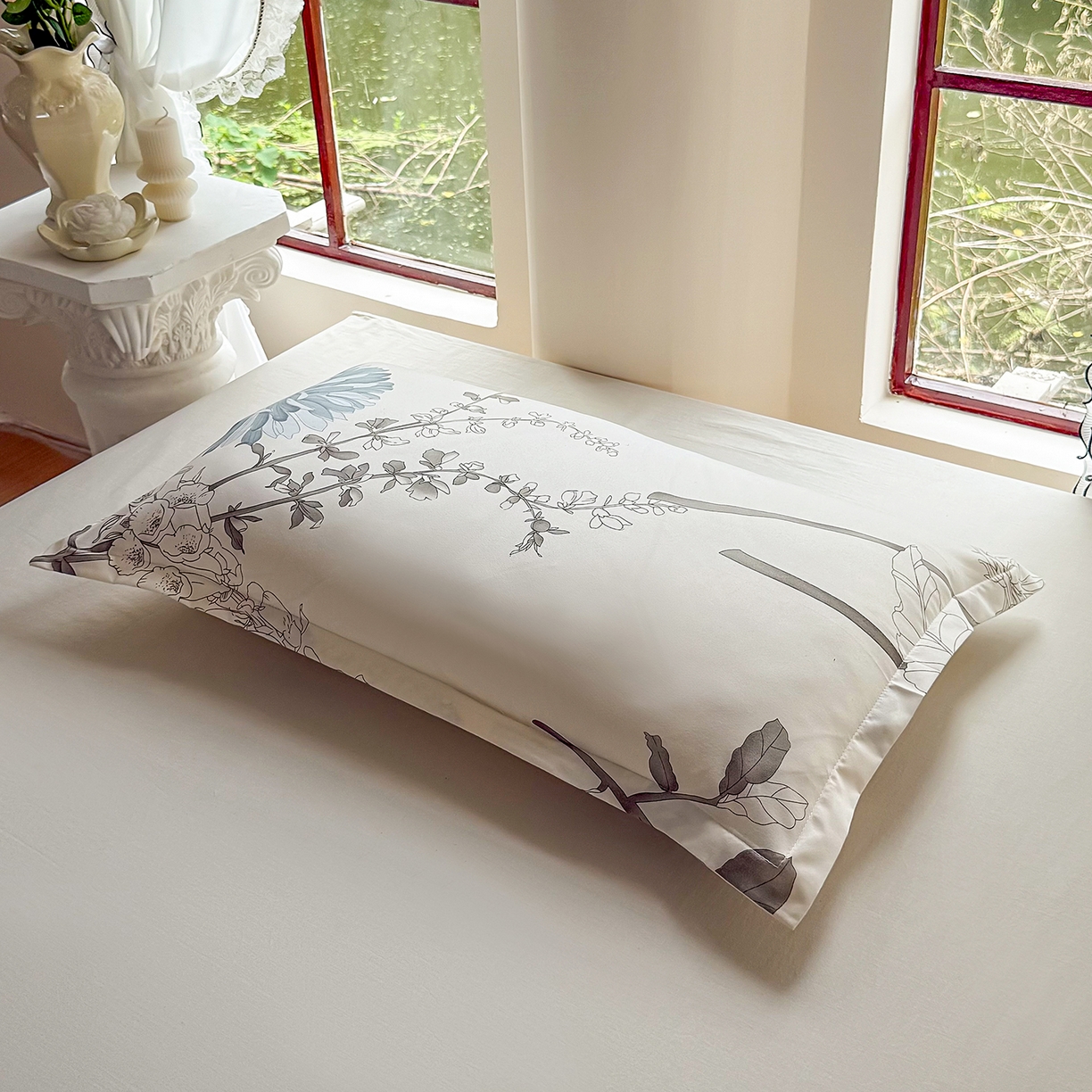 91家纺网 家纺一手货源 找家纺 梵巢 家纺芦荟棉枕套磨毛化纤枕套48*74cm 似水流年