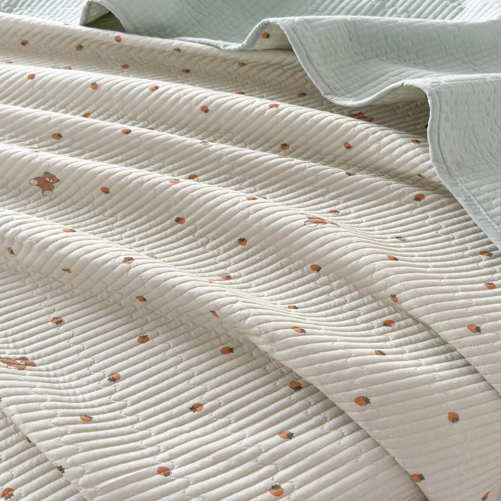 91家纺网 家纺一手货源 找家纺 （总）橘夏家纺 2025新款莱赛尔天丝轻奢风多功能床盖三件套软凉席盖毯 