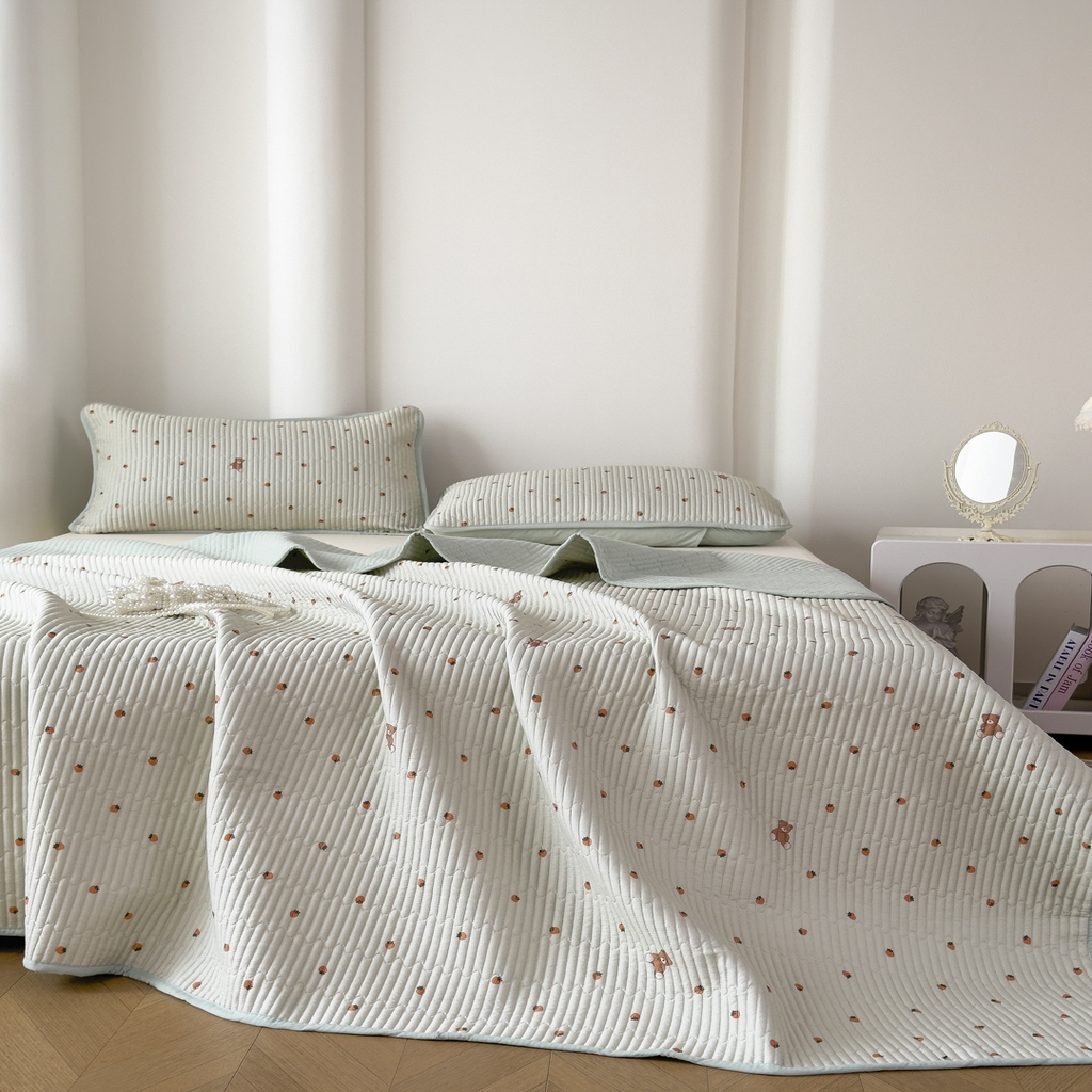 91家纺网 家纺一手货源 找家纺 （总）橘夏家纺 2025新款莱赛尔天丝轻奢风多功能床盖三件套软凉席盖毯 