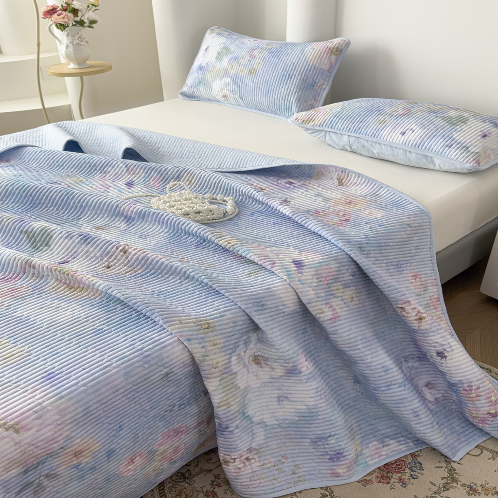 91家纺网 家纺一手货源 找家纺 橘夏家纺 2025新款莱赛尔天丝轻奢风多功能床盖三件套软凉席盖毯  朝花夕拾