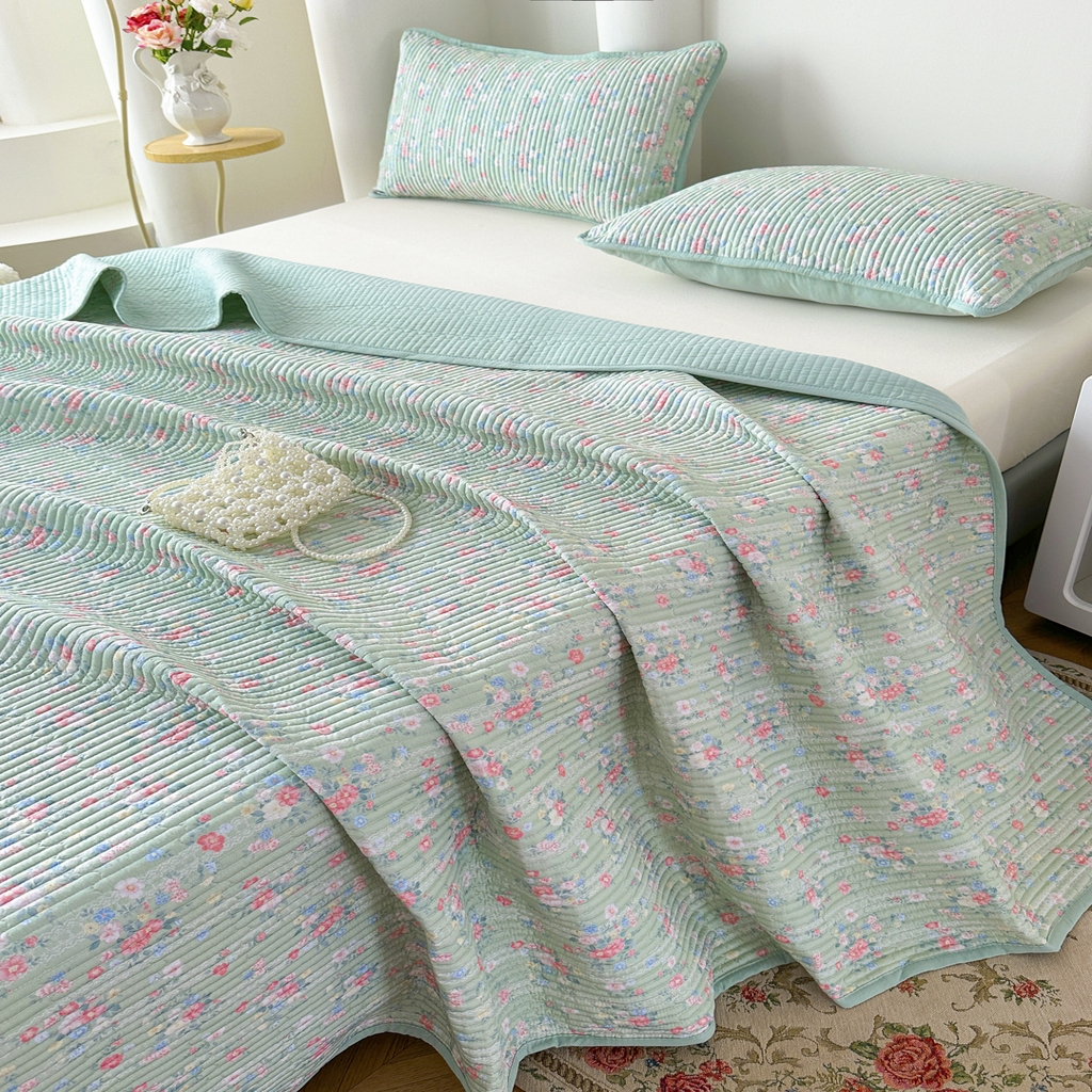 91家纺网 家纺一手货源 找家纺 橘夏家纺 2025新款莱赛尔天丝轻奢风多功能床盖三件套软凉席盖毯  梦幻-绿