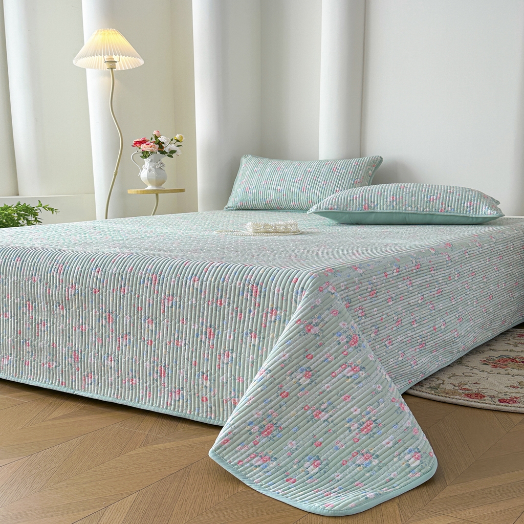 91家纺网 家纺一手货源 找家纺 橘夏家纺 2025新款莱赛尔天丝轻奢风多功能床盖三件套软凉席盖毯  梦幻-绿