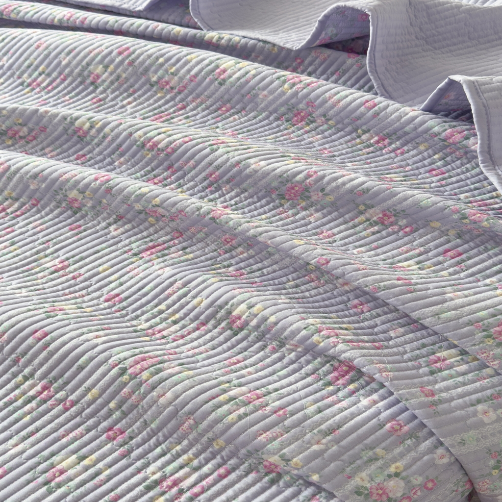 91家纺网 家纺一手货源 找家纺 橘夏家纺 2025新款莱赛尔天丝轻奢风多功能床盖三件套软凉席盖毯  梦幻紫