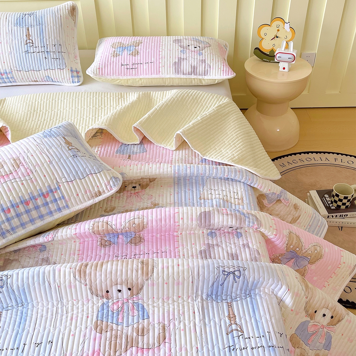 91家纺网 家纺一手货源 找家纺 （总）金鑫汇家纺2025新款A类全棉绗缝夹棉印花床盖