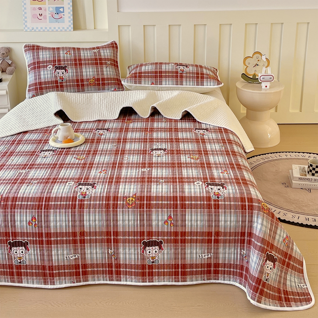 91家纺网 家纺一手货源 找家纺 金鑫汇家纺2025新款A类全棉绗缝夹棉印花床盖 传奇哪吒·棕