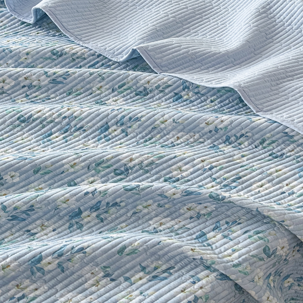 91家纺网 家纺一手货源 找家纺 橘夏家纺 2025新款莱赛尔天丝轻奢风多功能床盖三件套软凉席盖毯  清雅-兰