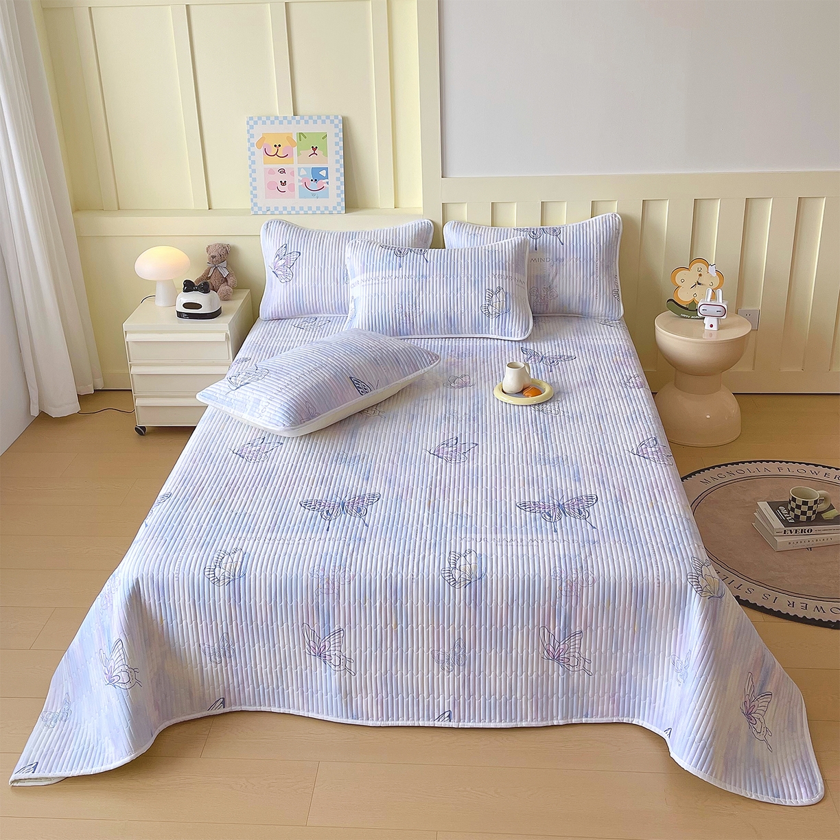 91家纺网 家纺一手货源 找家纺 金鑫汇家纺2025新款A类全棉绗缝夹棉印花床盖 梦蝶