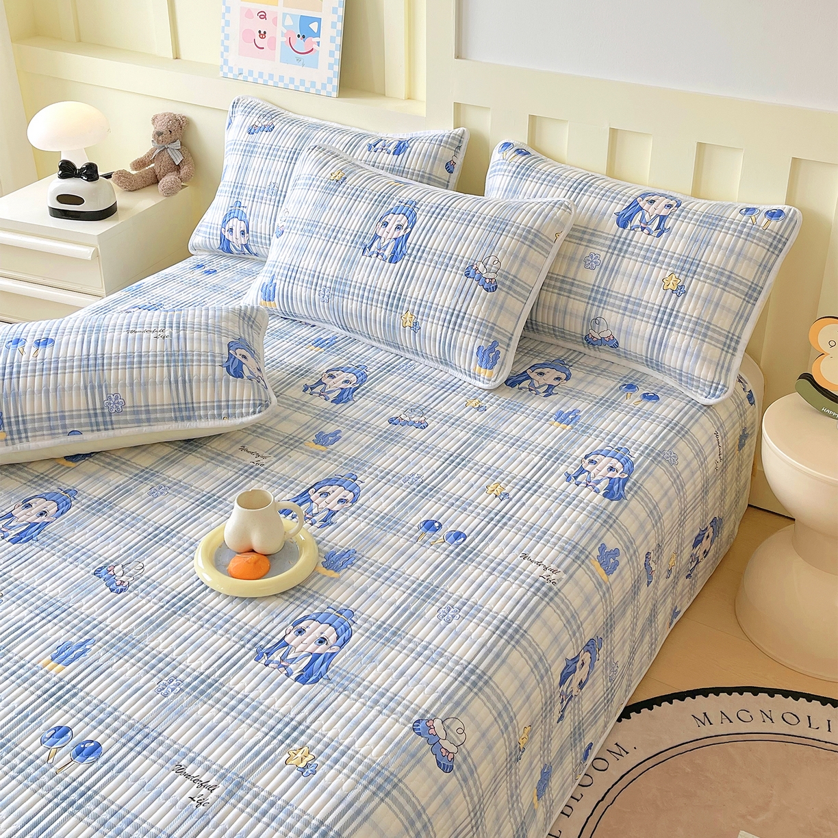 91家纺网 家纺一手货源 找家纺 金鑫汇家纺2025新款A类全棉绗缝夹棉印花床盖 谦逊敖丙