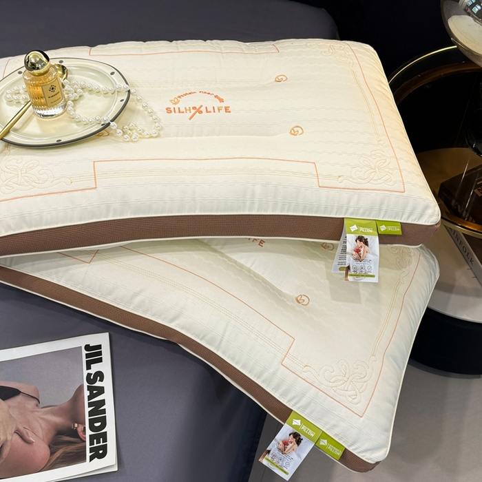 91家纺网 家纺一手货源 找家纺 晚儿 2025新款亲肤舒适慢生活牵引枕枕头枕芯 慢生活-米白 48x74cm/只