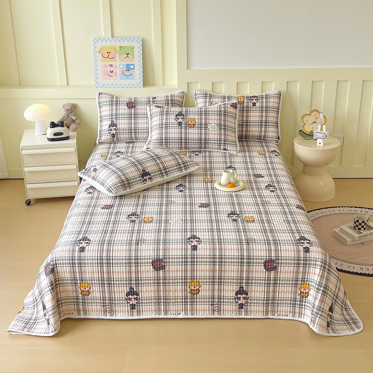 91家纺网 家纺一手货源 找家纺 金鑫汇家纺2025新款A类全棉绗缝夹棉印花床盖 无畏申公豹·咖